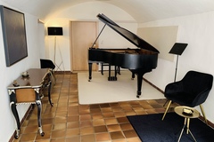 Auf Anfrage: Klavierstudio mit Steinway & Sons Konzertflügel
