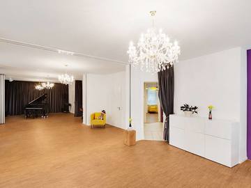 Renting out: Großer Saal (60qm) mit Flügel, z. B. für Vorspiele/Workshops