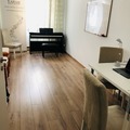 Renting out: 2 prs.+ practice e-piano yamaha,  Brussels
