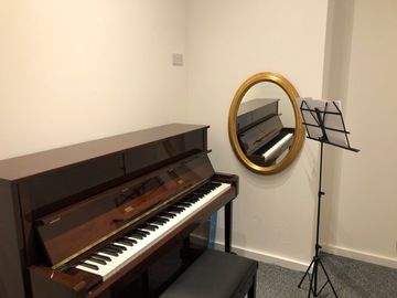 Vermieten: Piano Practise Room in West London