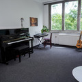 Raum Vermieten: Schönes Zimmer mit Petrof Klavier   #248