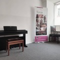 Raum Vermieten: 2 prs. practice (singing) with electric piano