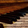 Raum Vermieten: Überaum mit Klavier in Köln (monatsmiete)