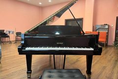 Raum Vermieten: Studio w. Petrof P210Pasat concert grand piano in Bratislava