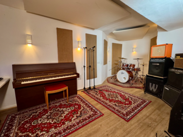 Raum Vermieten: Room with ETERNA PIANO in Cologne