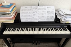 Raum Vermieten: Raum mit 2 hochwertigen E-Pianos + E-Orgel (15tasten-Peda)