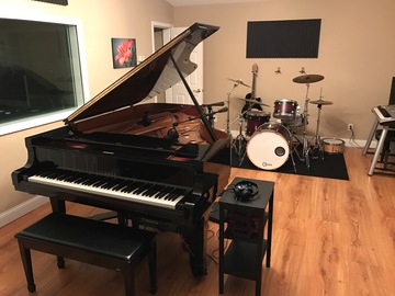 Auf Anfrage: Record or practice at my lakeside piano studio