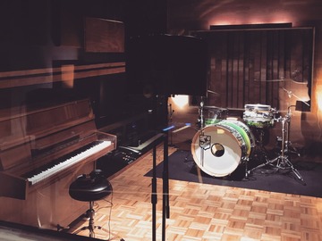 Renting out: Hollywood - West Hollywood Recording Studio