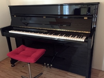 Renting out: Räume mit Klavieren