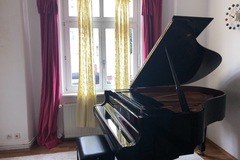 Renting out: Raum in Rostock mit YAMAHA C2 Flügel 