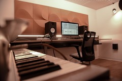 Renting out: Piano Studio at Paddington Works Production
